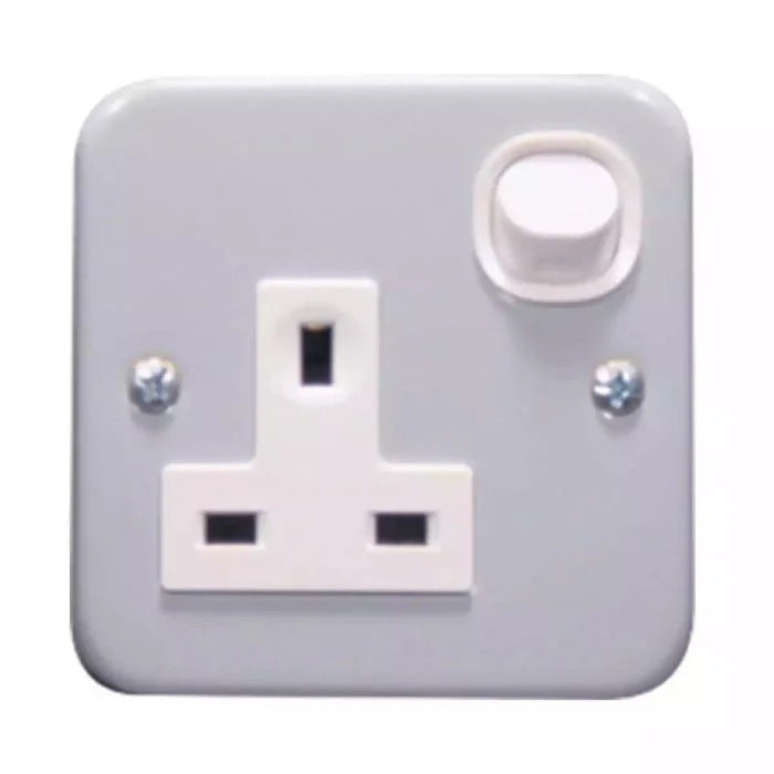 Schneider ESM15 – 13A 1G Switched Socket Metal